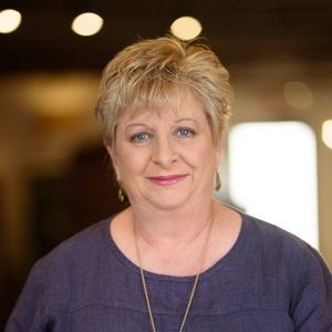 Meet your Posher, Linda